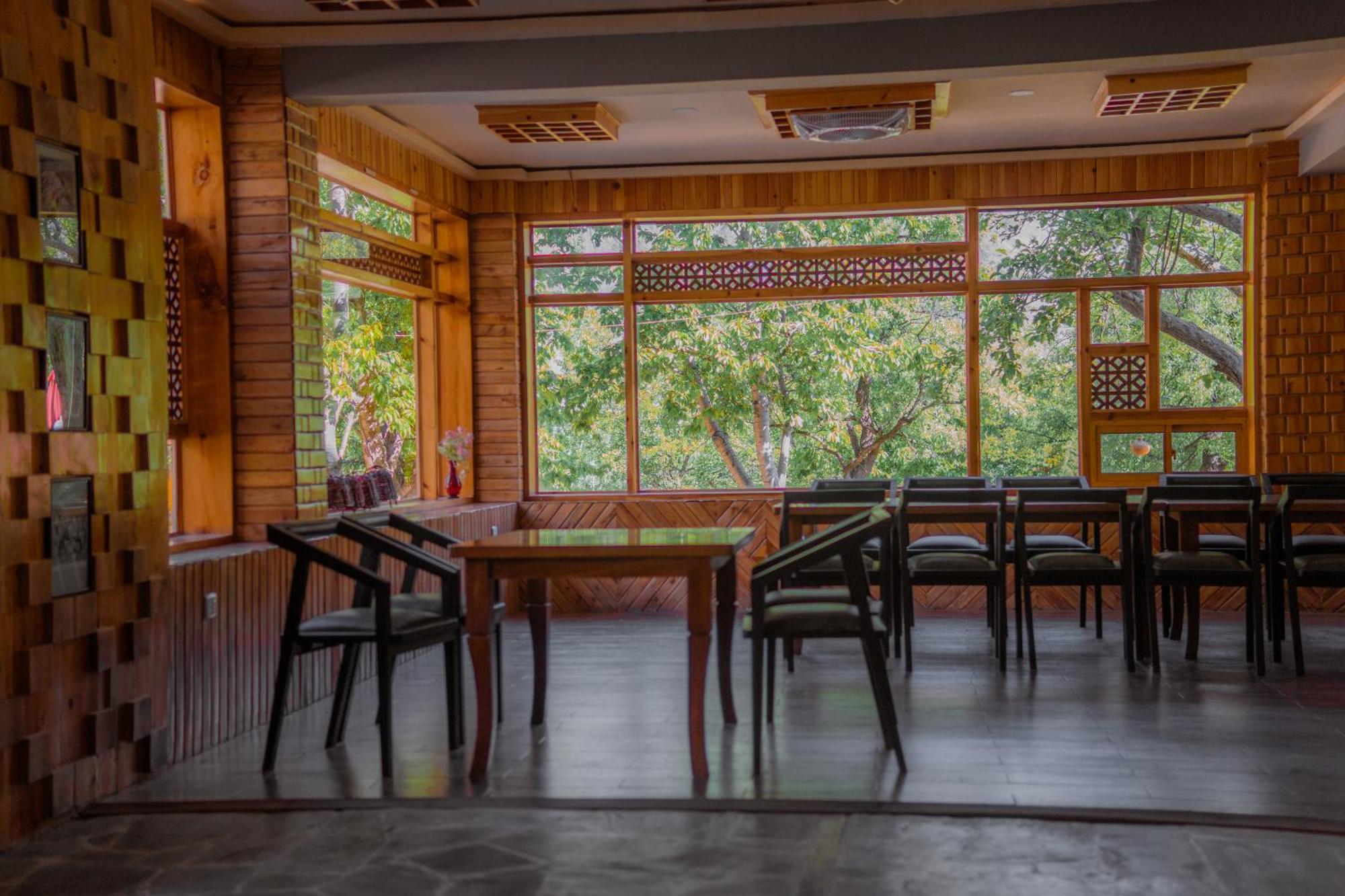 Dumani Nagar Hotel & Resort Karimabad  Ngoại thất bức ảnh